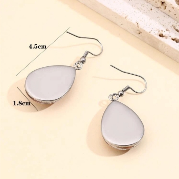 💥RESTOCKED💥Hummingbird Purple Paradise Teardrop Dangle Earrings - Picture 6 of 6